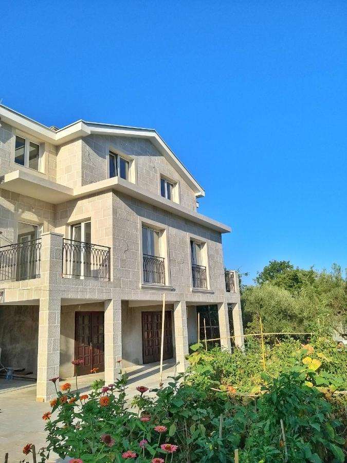 شقة Petivat Gardens المظهر الخارجي الصورة
