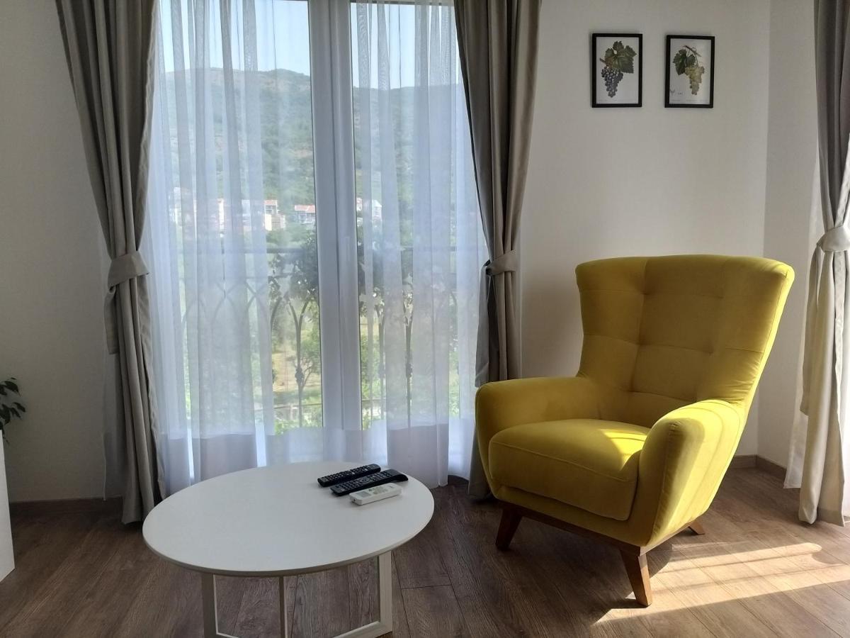 شقة Petivat Gardens المظهر الخارجي الصورة